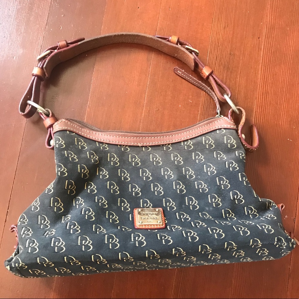 Dooney and Bourke used purse 👜